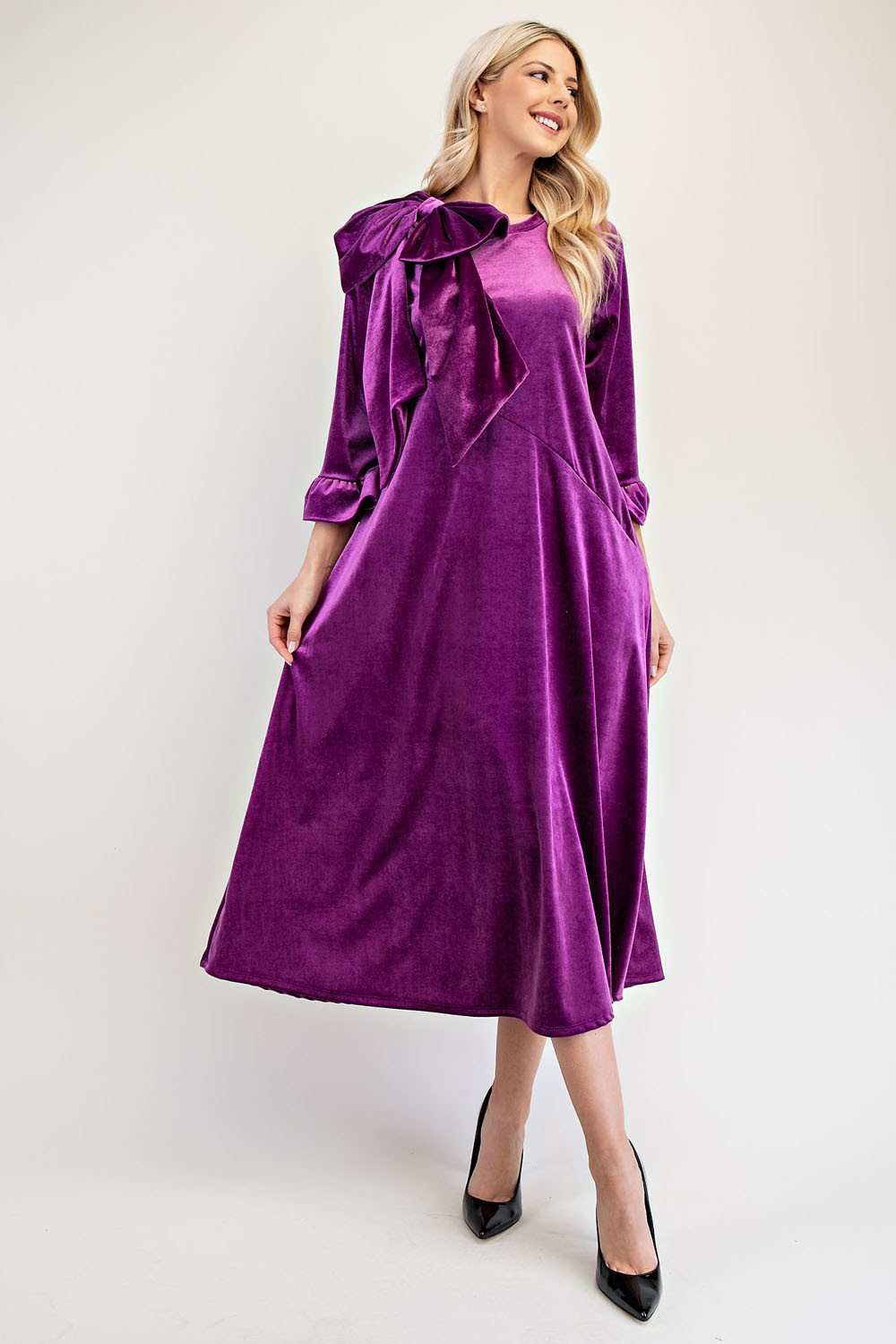 Purple velvet dress with shoulder bow 