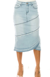 Charming Denim Skirt in Small - 3X