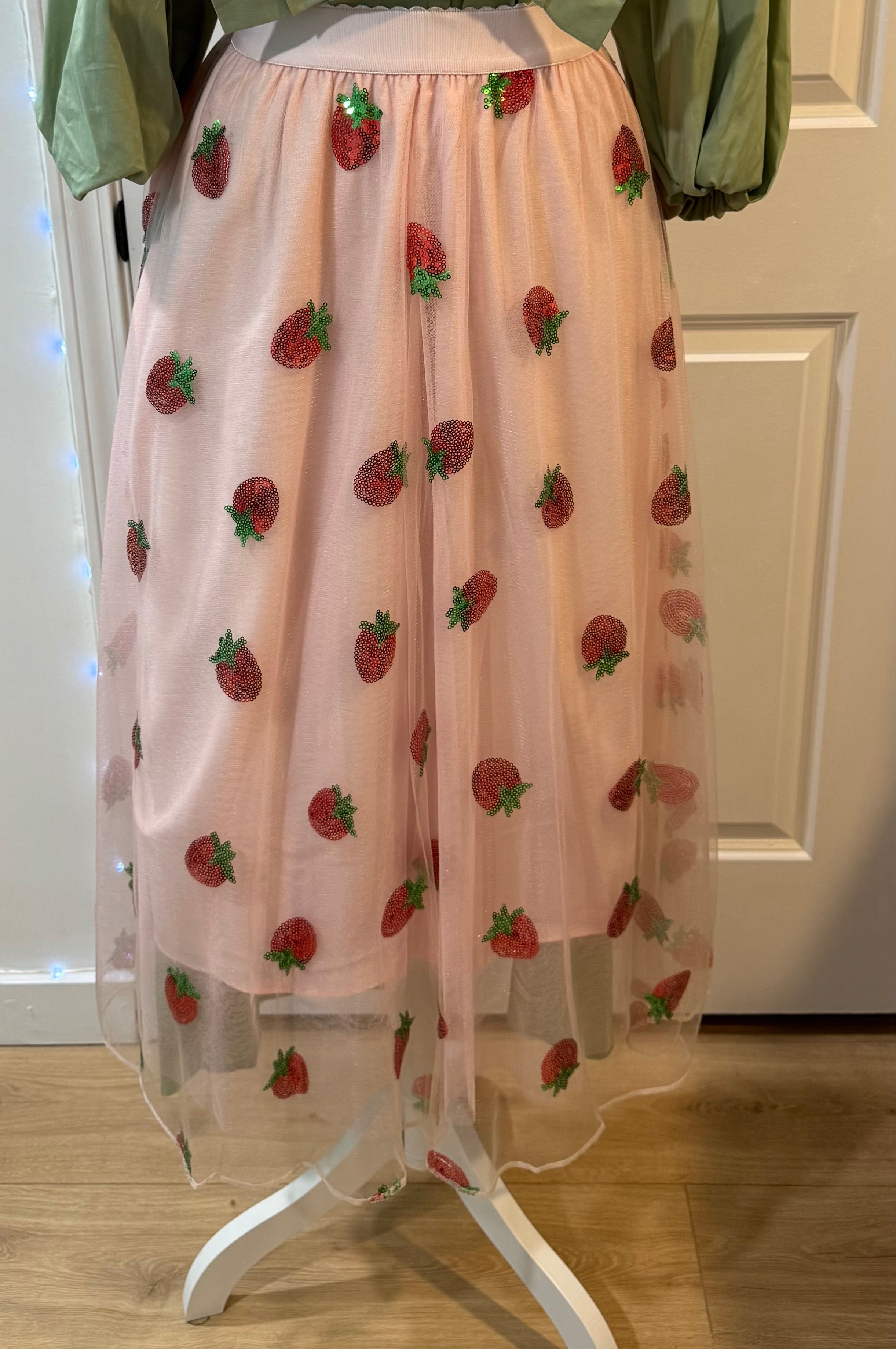 Berry Bliss Mesh Skirt – Pink or Black