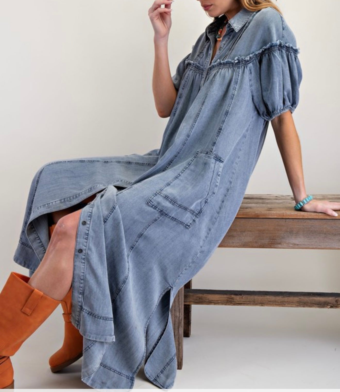 I love me some denim dress** Preorder** ETA 5/16