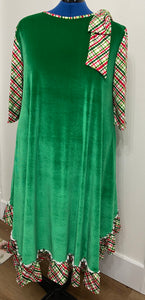 Christmas Joy In Emerald Dress ** B2B Exclusive