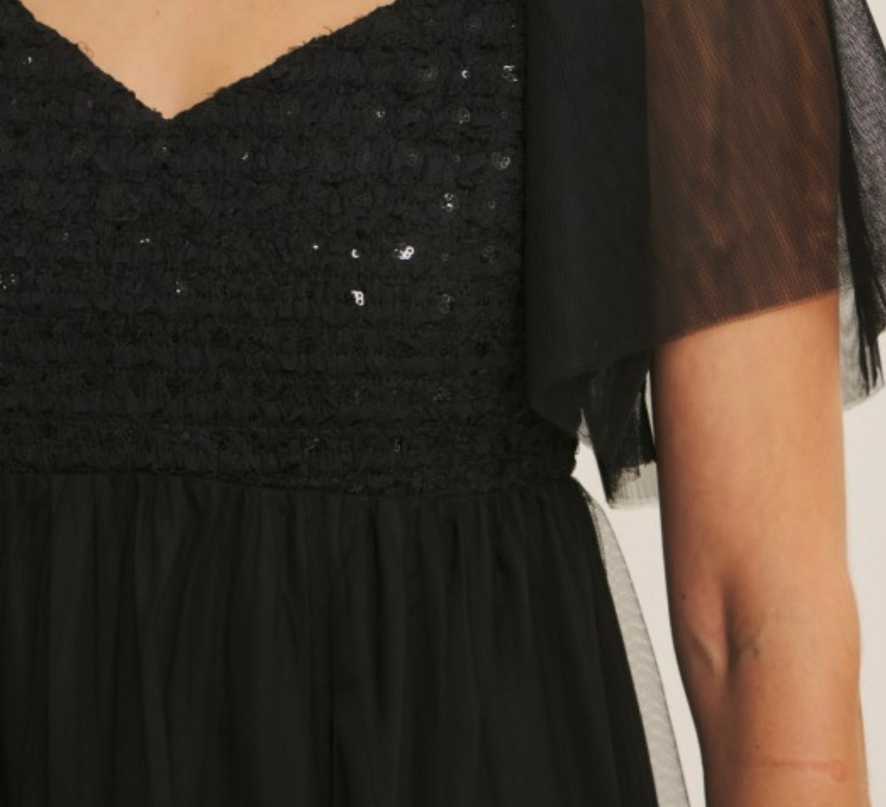 ✨ Enchanted Noir Elegance Dress With Sequined Bodice