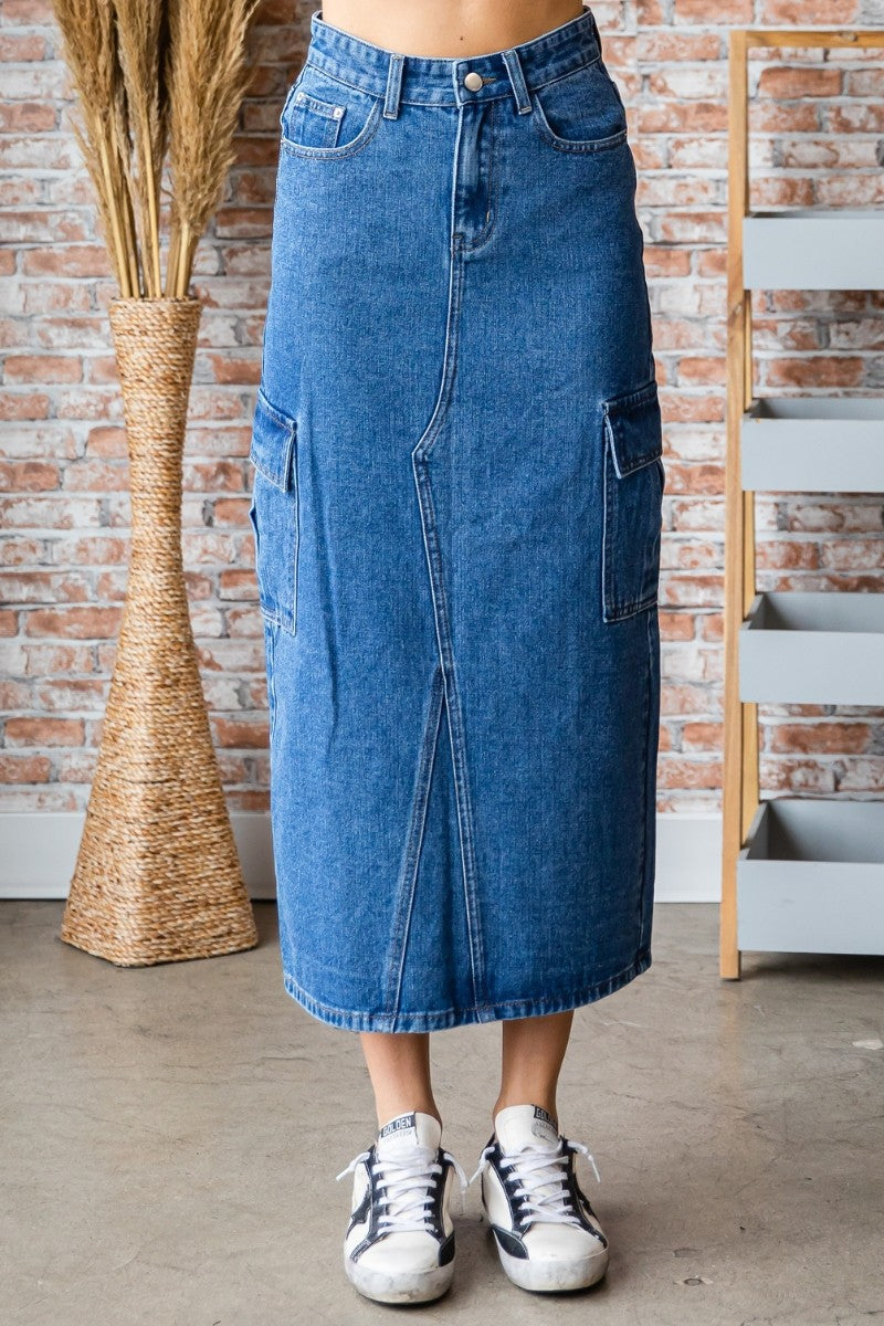 Denim Simplicity Skirt in Medium Wash Color