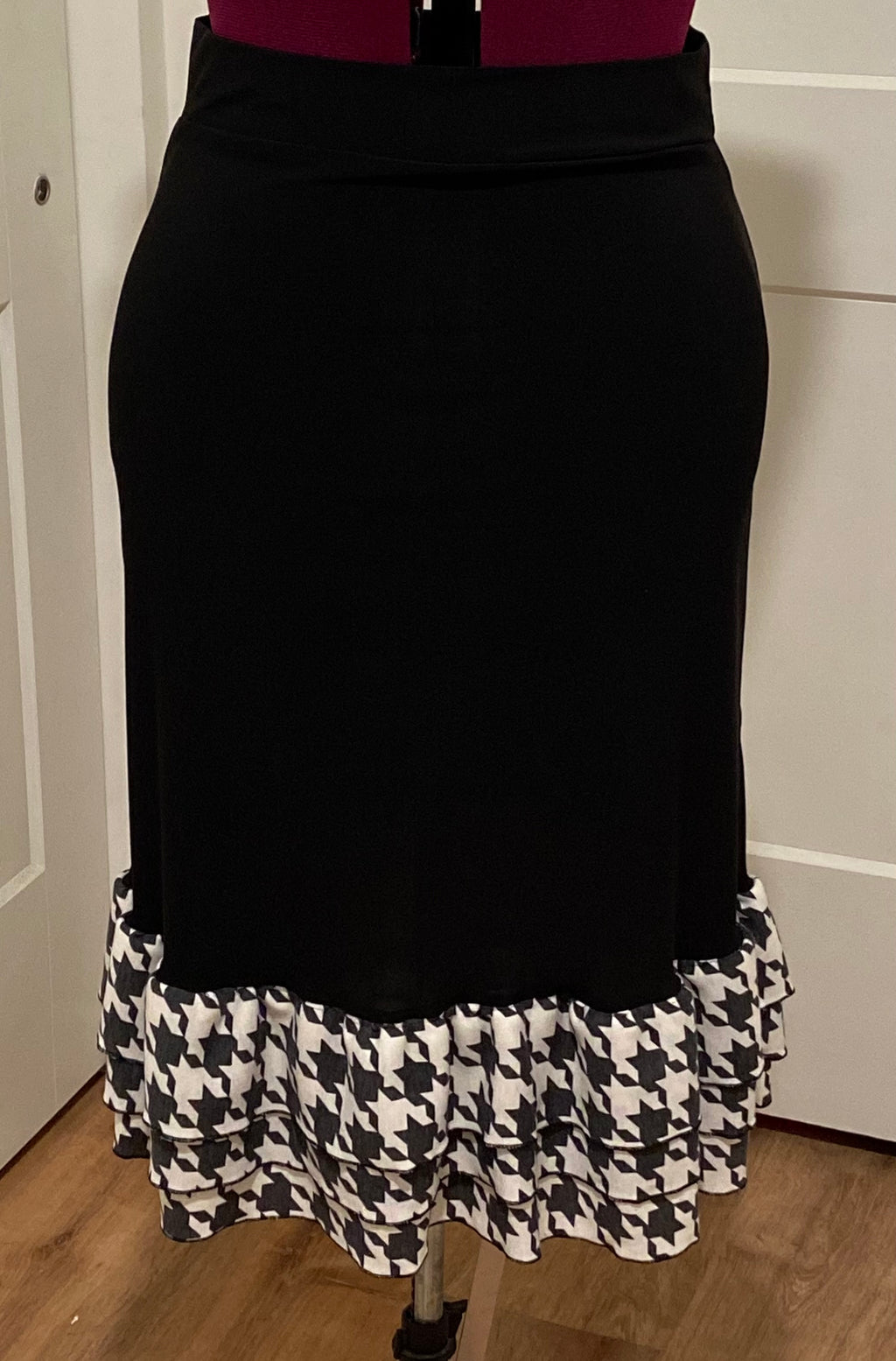 Exclusive Houndstooth Slip Extender - Blessed To Bless Boutique